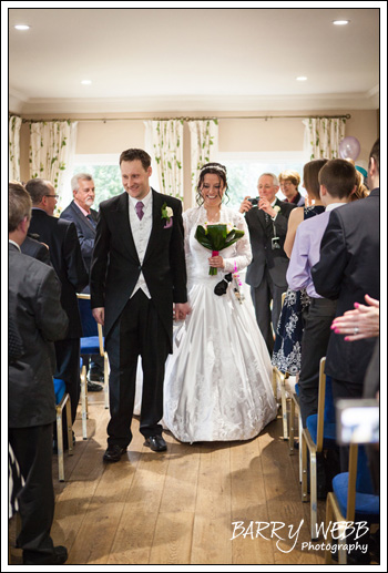 Newlyweds at Hadlow Manor Hotel in Kent